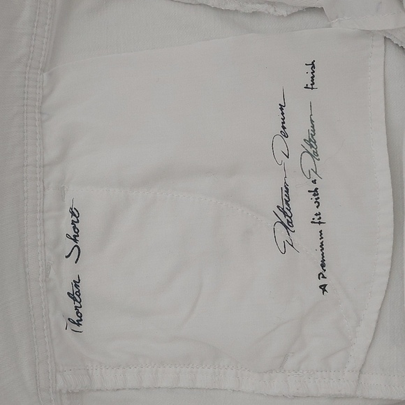 CHICO'S PLATINUM Women's White Thornton Denim Shorts NWOT - Picture 4 of 8